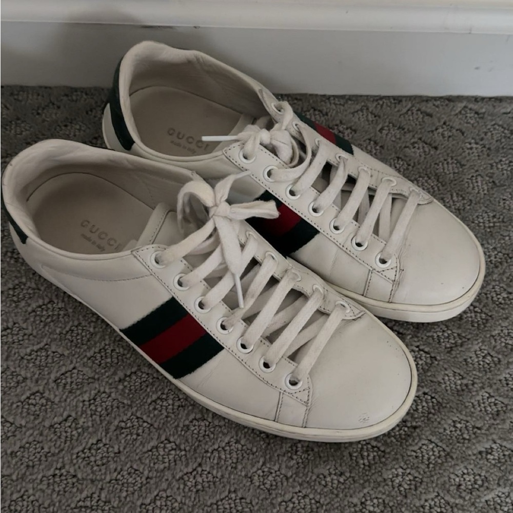 Women’s Gucci Ace Sneakers - Picture 6 of 6